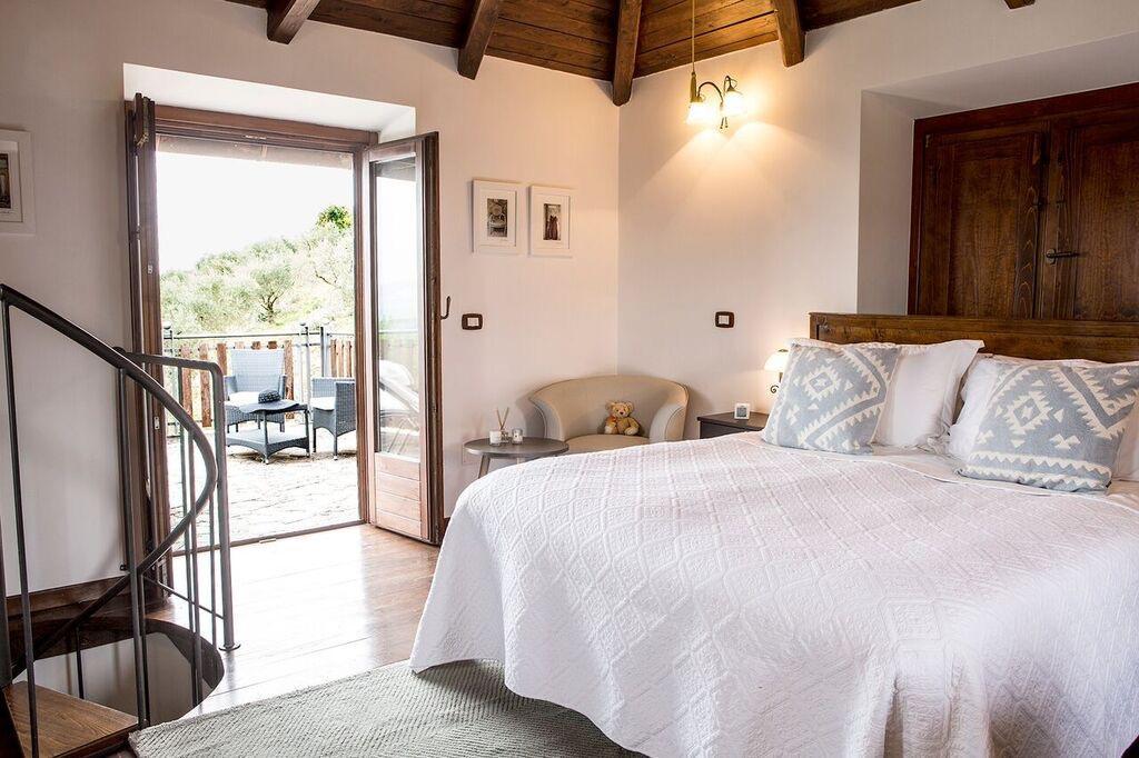 Casale San Pietro Bed & Breakfast Anagni Exterior photo