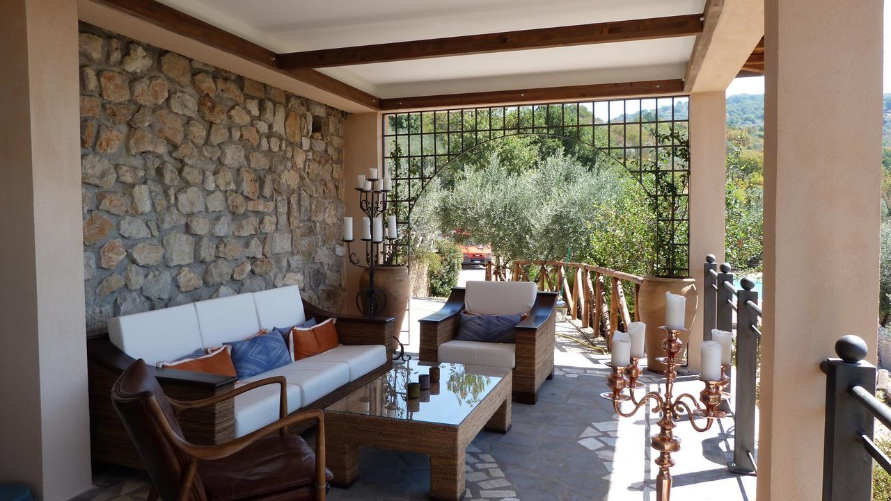 Casale San Pietro Bed & Breakfast Anagni Exterior photo