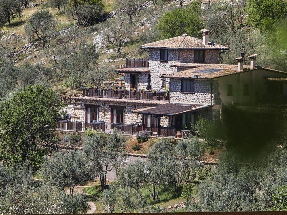 Casale San Pietro Bed & Breakfast Anagni Exterior photo