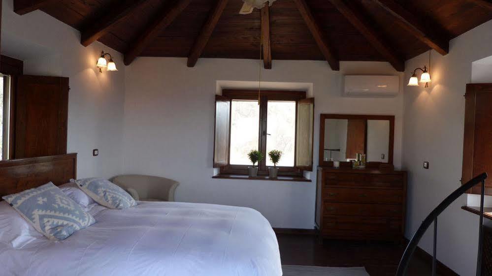 Casale San Pietro Bed & Breakfast Anagni Exterior photo